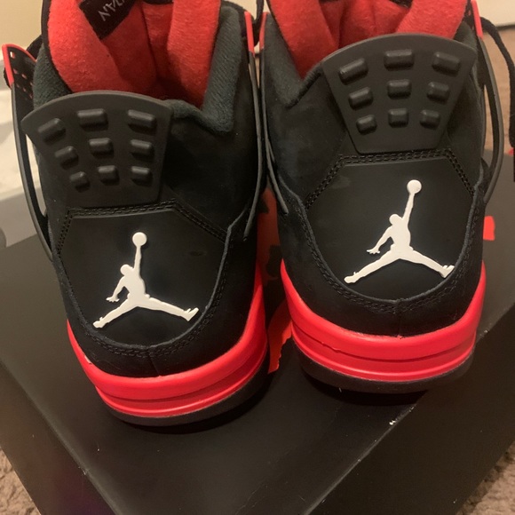 Air Jordan 4 “Red Thunder” - Picture 7 of 9